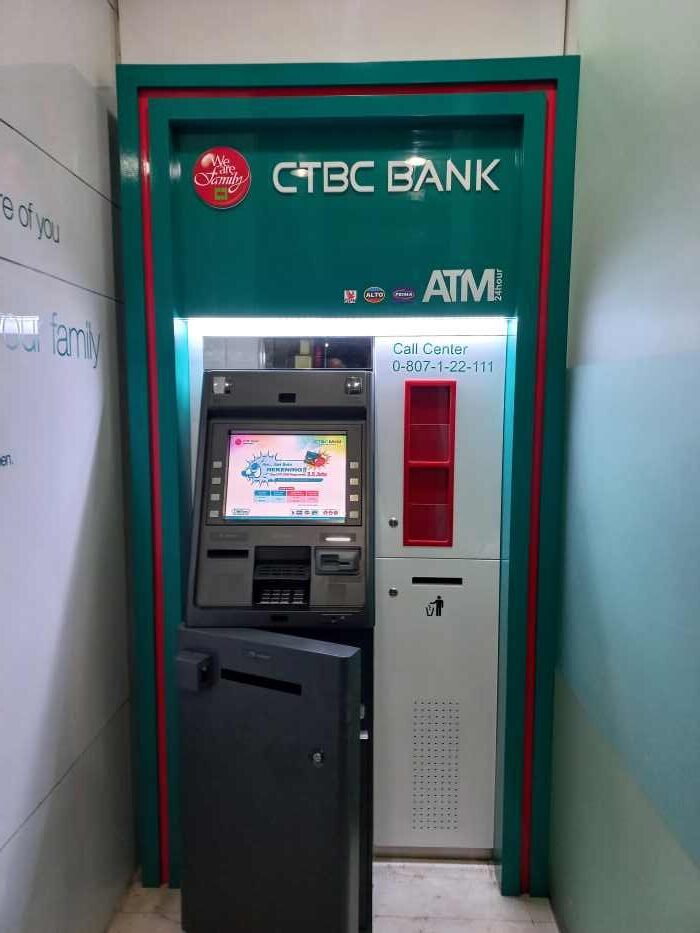 hafikon-bank ctbc-booth atm